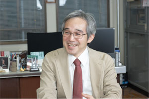 増田氏