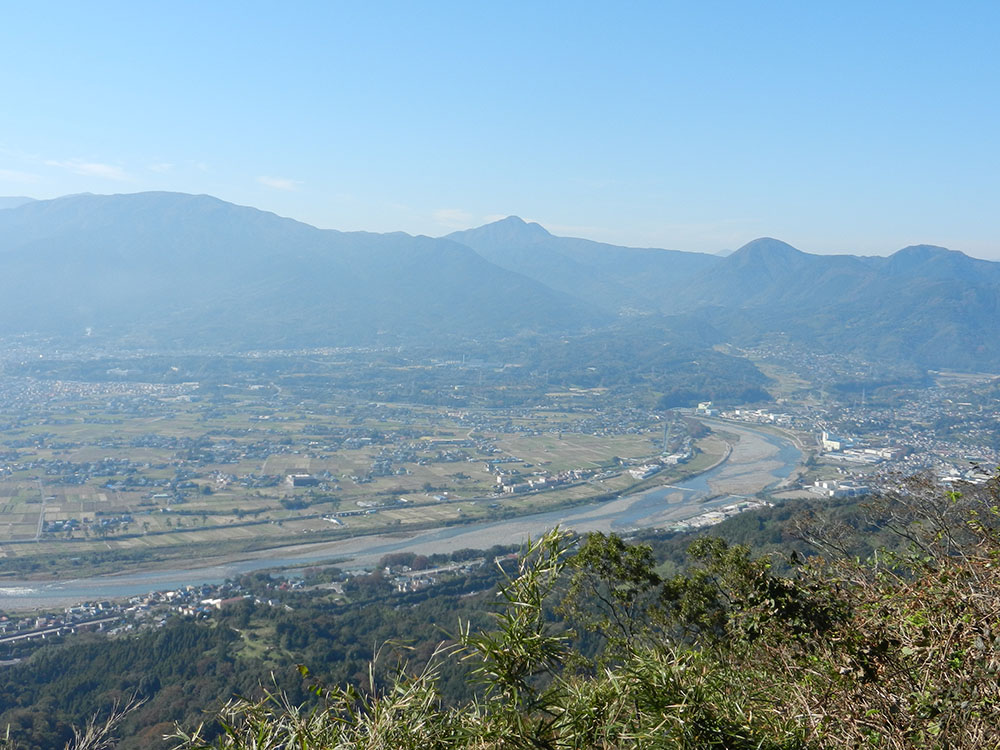 酒匂川が大きく蛇行している様子もよく見えます