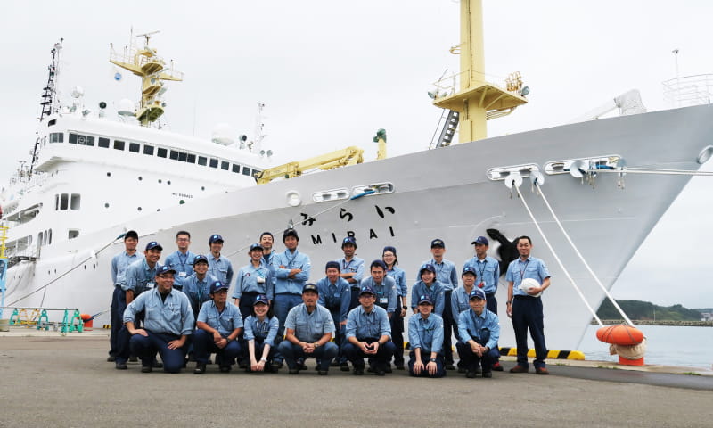 海洋地球研究船「みらい」北極航海(MR15-03)