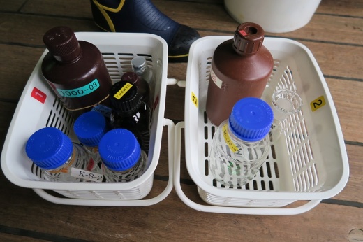 採水容器 　