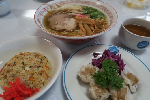 昼食