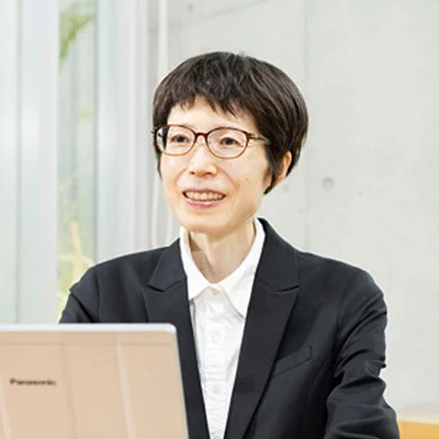 写真：JAMSTECで輝く女性