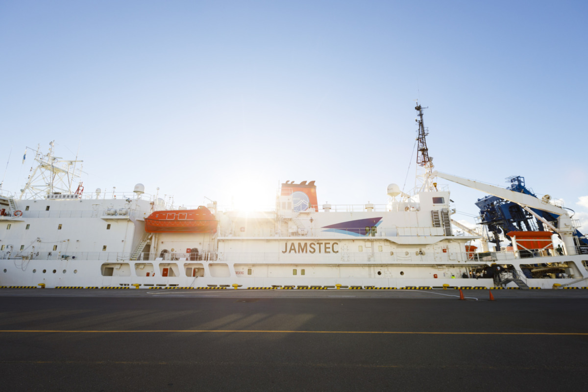24年間ありがとう、「かいれい」。｜JAMSTEC BASE