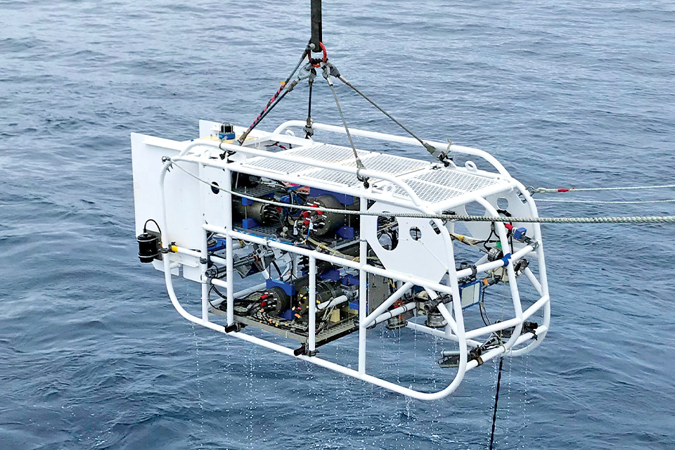 Deep Ocean Floor Survey System Deep Tow image2