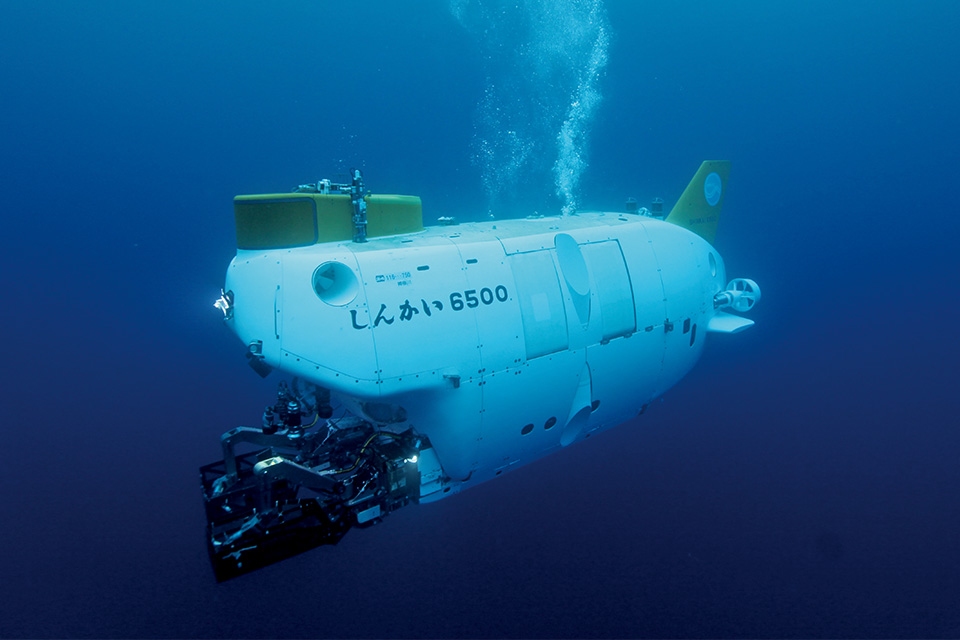 有人潜水調査船「しんかい6500」の画像