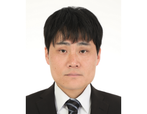 峠嘉哉さん