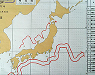 調査期間中の黒潮の海流図。福島沖研付近から東に流れています。（海上保安庁海洋情報部HPからの引用）